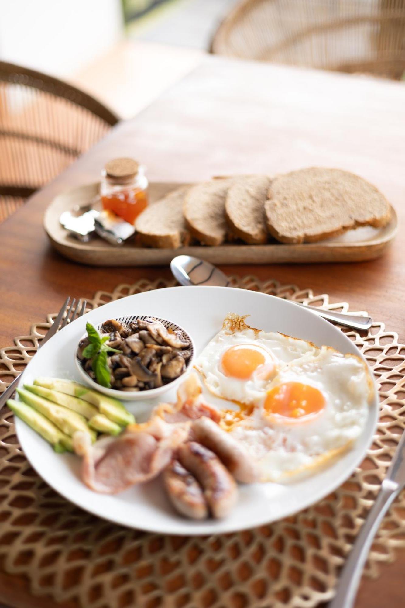 The Blue Door B&B East London Εξωτερικό φωτογραφία