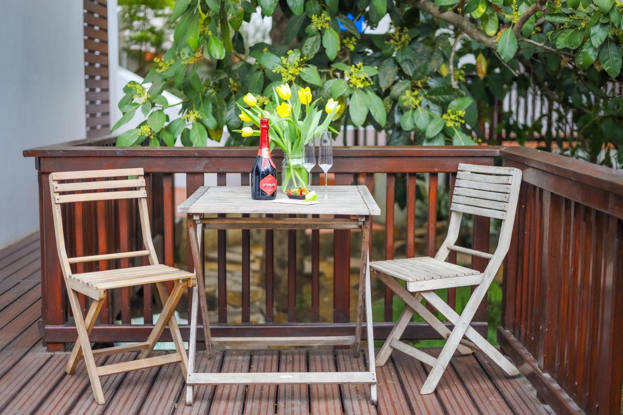 The Blue Door B&B East London Εξωτερικό φωτογραφία