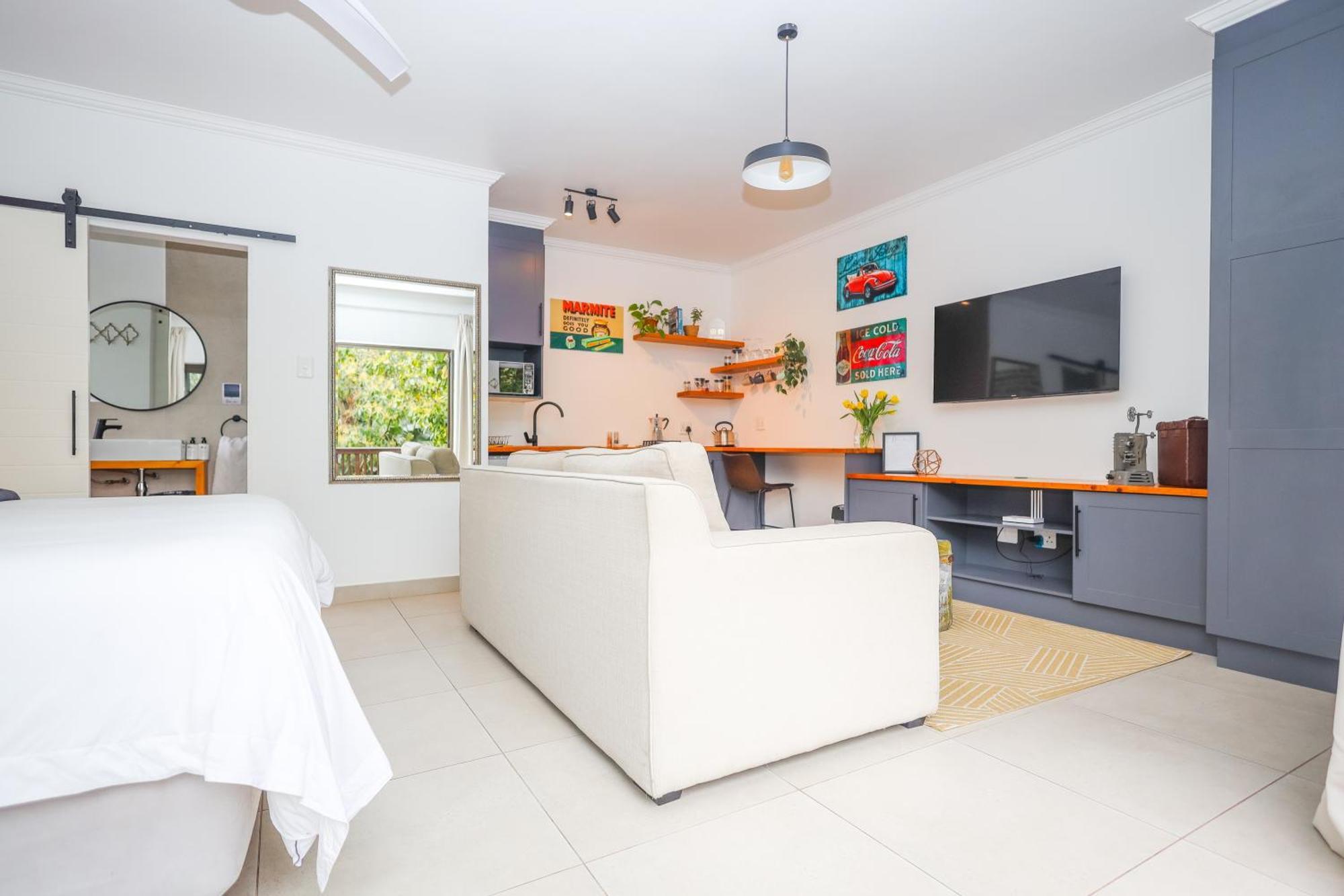 The Blue Door B&B East London Εξωτερικό φωτογραφία