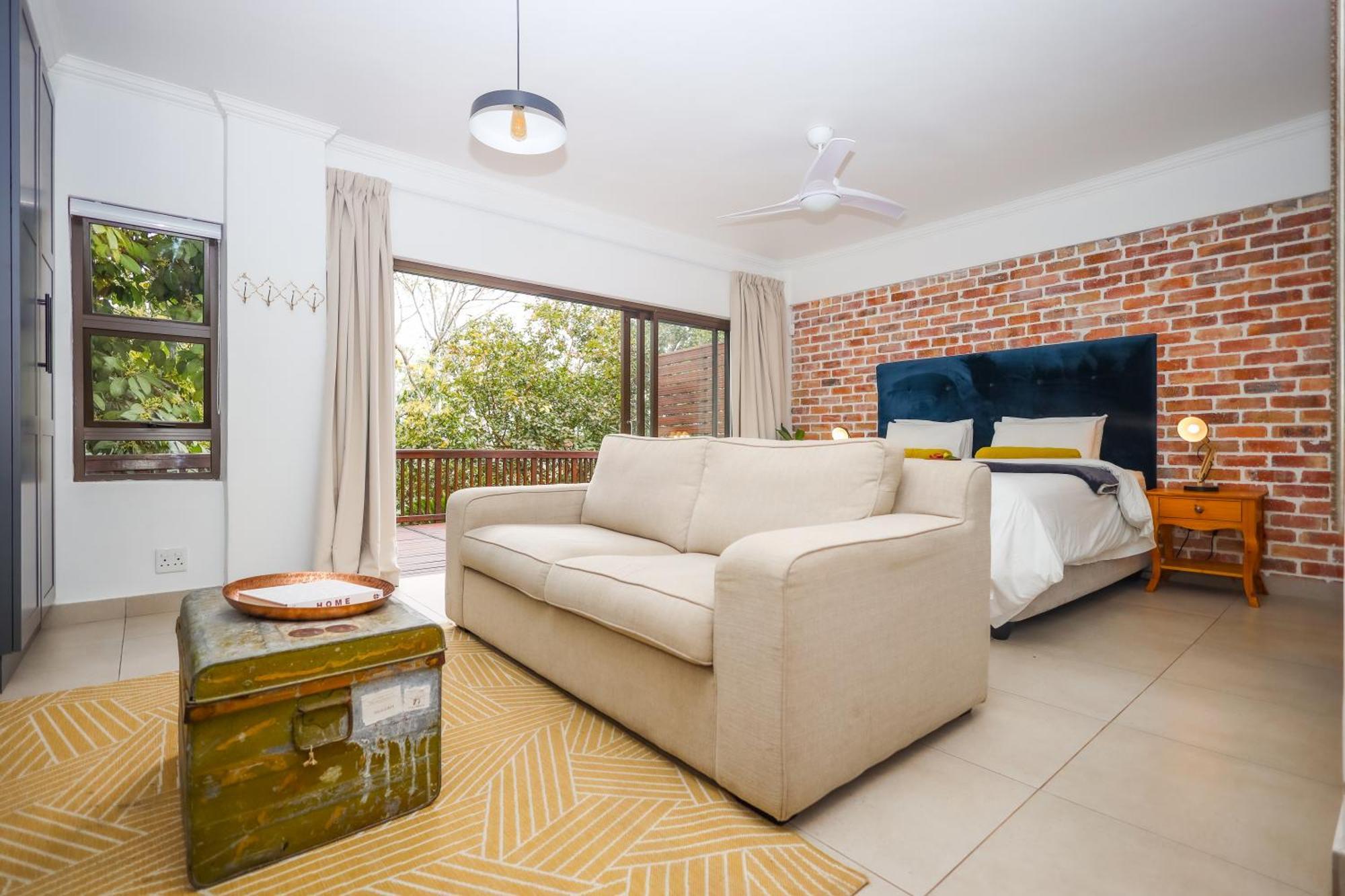 The Blue Door B&B East London Εξωτερικό φωτογραφία
